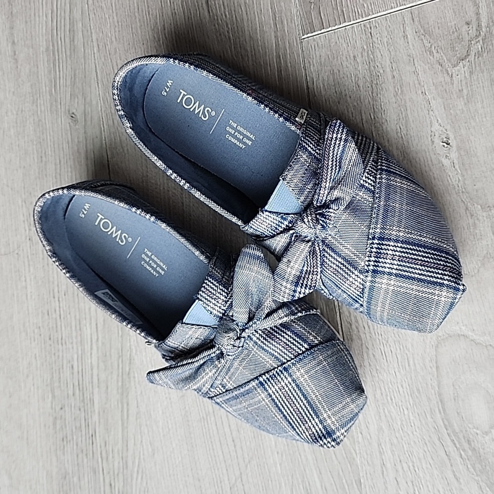 TOMS plaid with bow